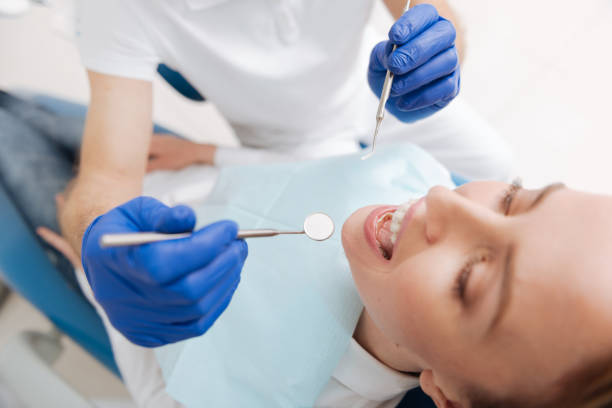 Best Wisdom Tooth Removal  in Catlin, IL